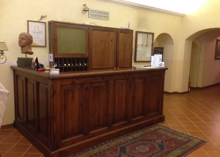 Filippeschi فندق 3*